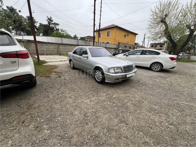 Mercedes C 230 2000, 413,526 km - 2.3 л - Bakı