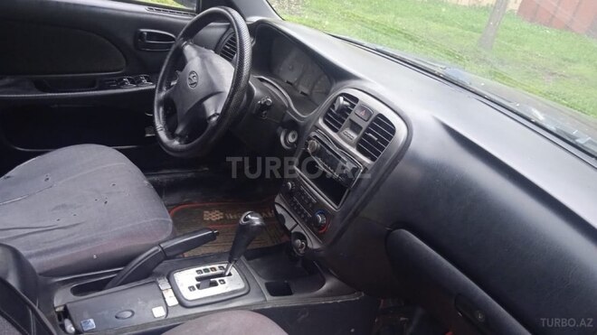 Hyundai Sonata 2004, 284,400 km - 2.4 l - Bakı