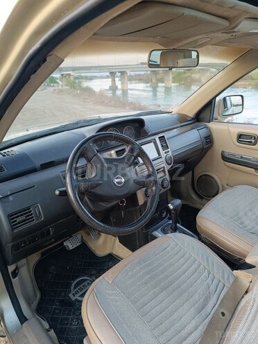 Nissan X-Trail 2004, 239,000 km - 2.5 l - Yevlax