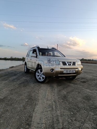 Nissan X-Trail 2004, 239,000 km - 2.5 l - Yevlax