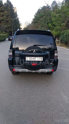 Mitsubishi Pajero 2007, 329,000 km - 3.0 l - Bakı