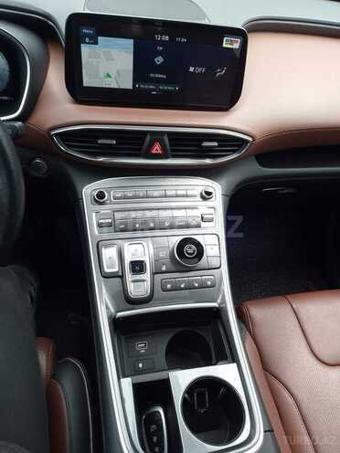 Hyundai Santa Fe 2023, 19,000 km - 2.5 l - Bakı