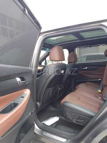 Hyundai Santa Fe 2023, 19,000 km - 2.5 l - Bakı