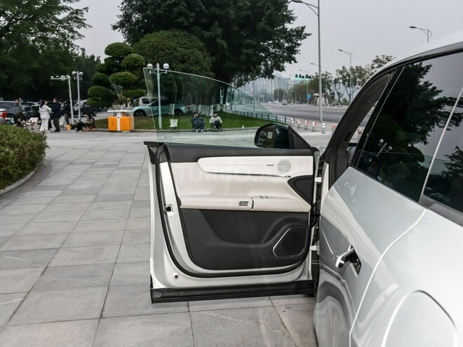 Changan Qiyuan Q07-17