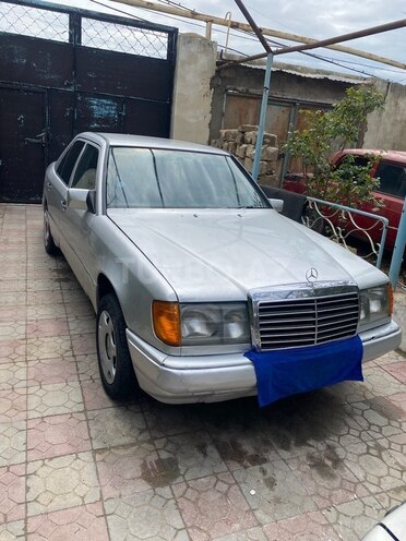 Mercedes E 230 1989, 145,500 km - 2.3 л - Bakı
