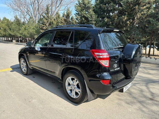 Toyota RAV4 2010, 240,000 km - 2.0 l - Bakı