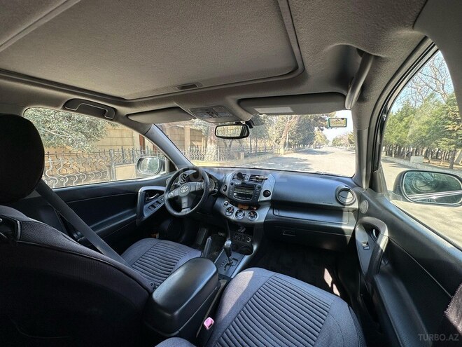Toyota RAV4 2010, 240,000 km - 2.0 l - Bakı