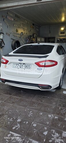 Ford Fusion (North America) 2015, 297,500 km - 2.0 l - Sumqayıt