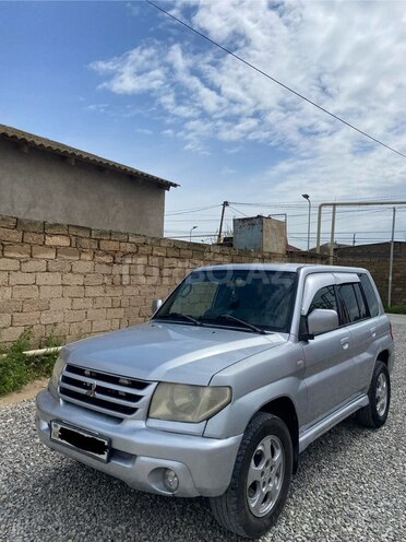 Mitsubishi Pajero io 2002, 270,000 km - 2.0 l - Bakı