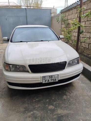 Nissan Maxima-1