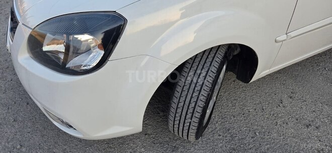 Kia Rio 2011, 195,000 km - 1.4 л - Şəki