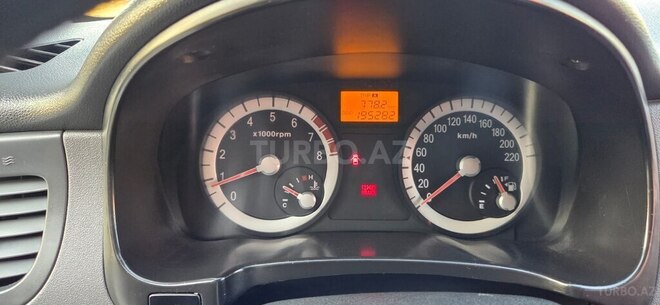 Kia Rio 2011, 195,000 km - 1.4 л - Şəki