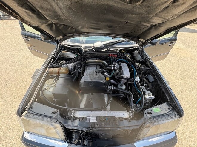 Mercedes E 220 1994, 420,411 km - 2.2 l - Zərdab