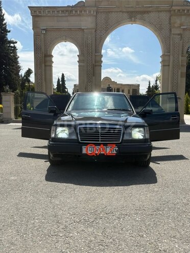 Mercedes E 220 1994, 420,411 km - 2.2 l - Zərdab