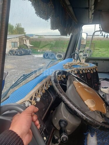 HOWO Sinotruk 2011, 280,000 km - 9.7 l - Qazax