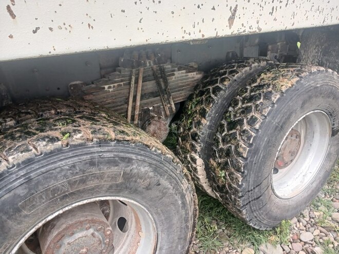 HOWO Sinotruk 2011, 280,000 km - 9.7 l - Qazax