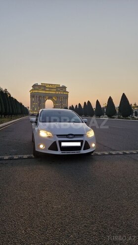 Ford Focus 2013, 165,000 km - 1.6 л - Gəncə