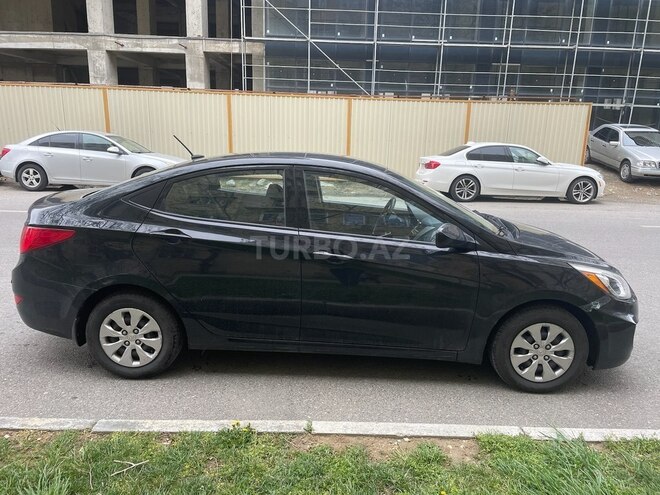 Hyundai Accent 2015, 135,185 km - 1.6 л - Bakı