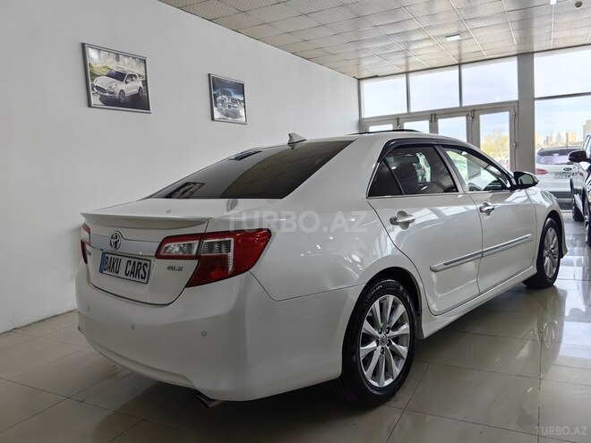 Toyota Camry-4