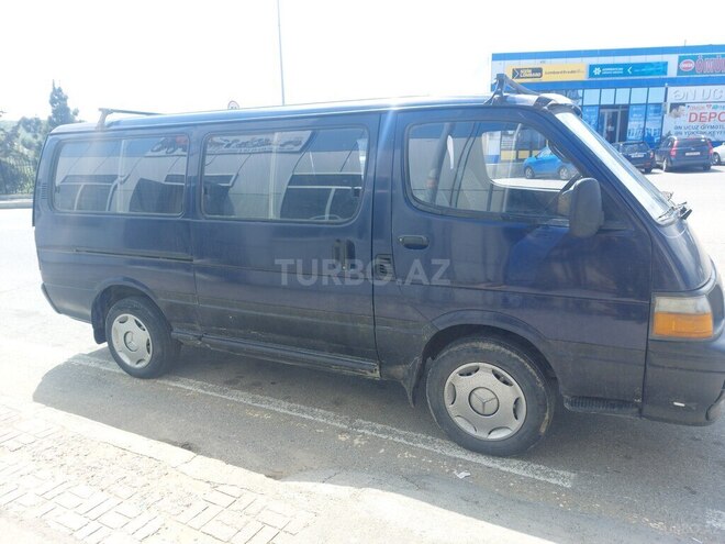 Toyota HiAce 1994, 150,000 km - 2.5 l - Qusar