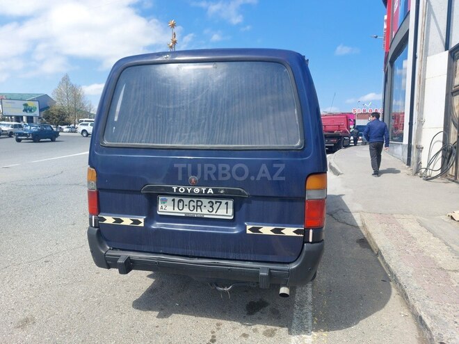 Toyota HiAce 1994, 150,000 km - 2.5 l - Qusar