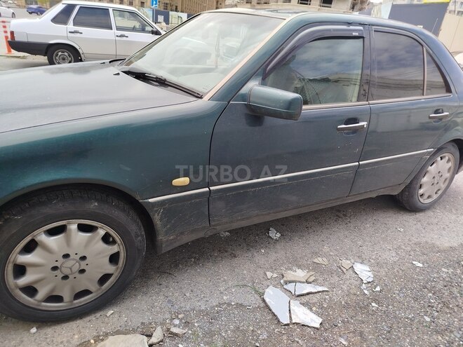 Mercedes C 230 1997, 250,000 km - 2.3 л - Bakı
