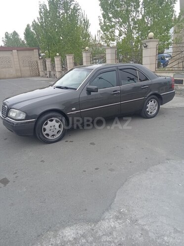 Mercedes C 220 1994, 322,403 km - 2.2 л - Göyçay
