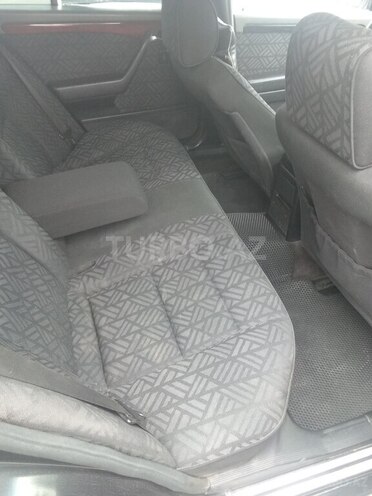 Mercedes C 220 1994, 322,403 km - 2.2 л - Göyçay