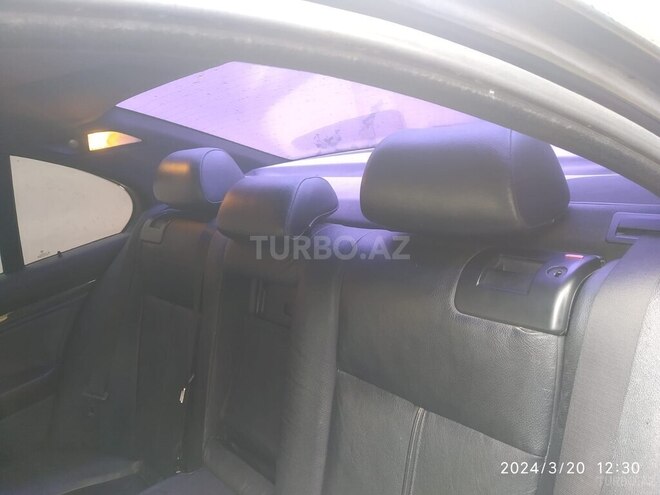 BMW 525 2001, 250,000 km - 2.5 л - Bakı