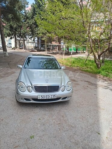 Mercedes E 320 2003, 210,000 km - 3.2 l - Sumqayıt