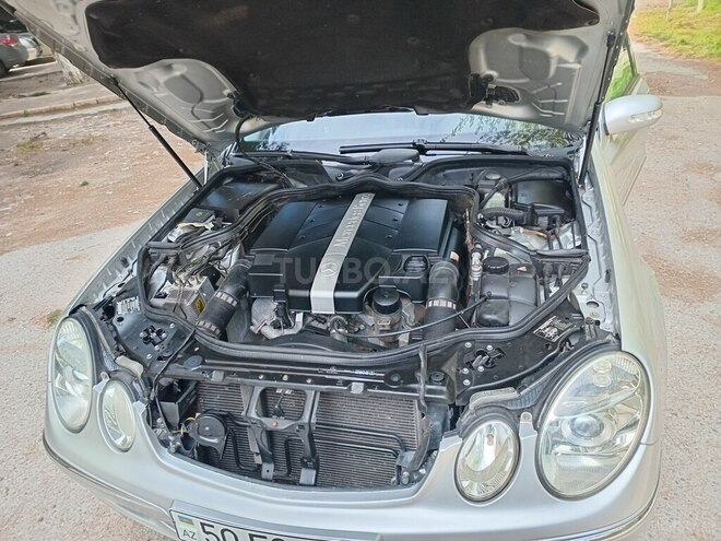 Mercedes E 320 2003, 210,000 km - 3.2 l - Sumqayıt