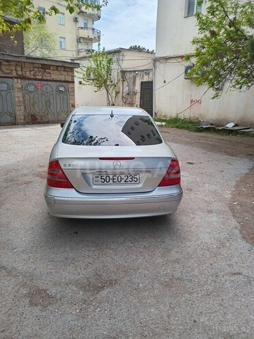 Mercedes E 320 2003, 210,000 km - 3.2 l - Sumqayıt
