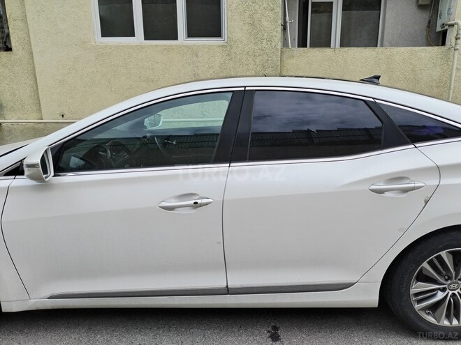 Hyundai Grandeur 2014, 200,000 km - 2.2 л - Bakı