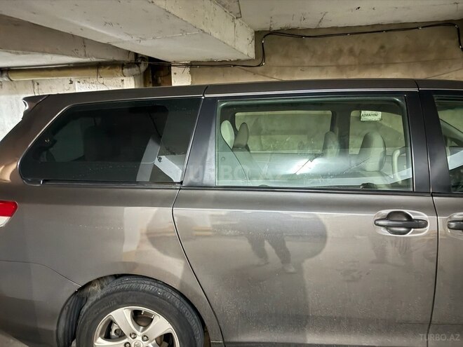 Toyota Sienna 2011, 163,670 km - 2.7 l - Bakı