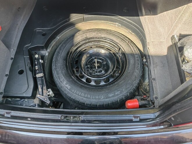 BMW 525 2002, 320,000 km - 2.5 l - Bakı