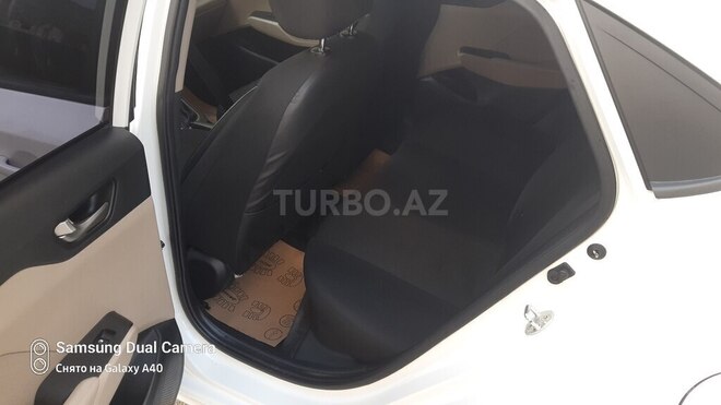 Hyundai Accent 2018, 243,011 km - 1.6 l - Xırdalan