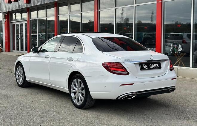 Mercedes E 220 d 2016, 197,000 km - 2.0 l - Bakı
