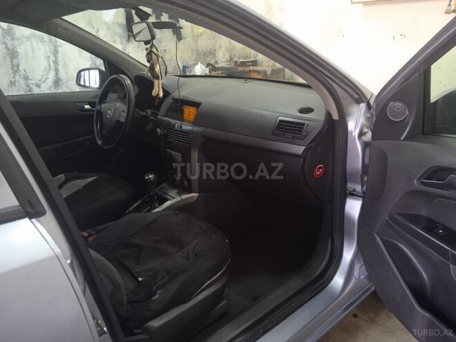 Opel Astra 2004, 300,000 km - 1.4 l - Sumqayıt