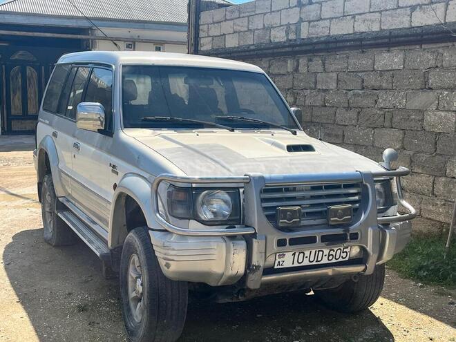 Mitsubishi Pajero 1993, 390,000 km - 2.8 л - Bakı