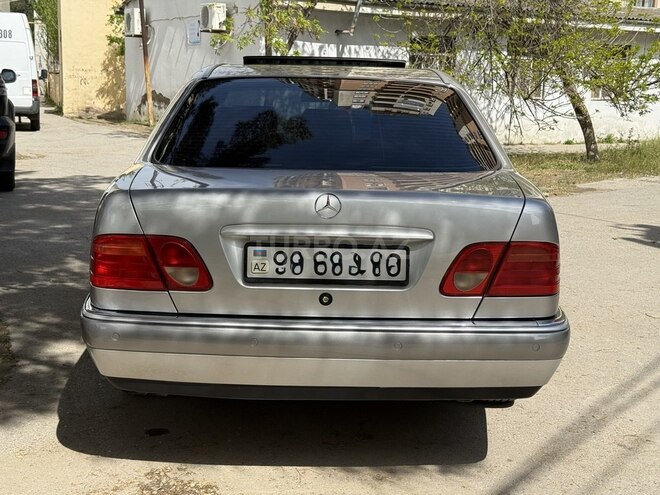 Mercedes E 240 1998, 218,000 km - 2.4 л - Bakı