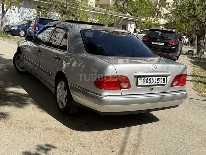 Mercedes E 240 1998, 218,000 km - 2.4 л - Bakı