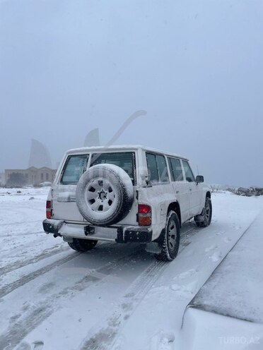 Nissan Patrol-13