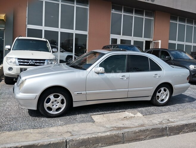 Mercedes E 220 d 1999, 479,000 km - 2.2 l - Bakı