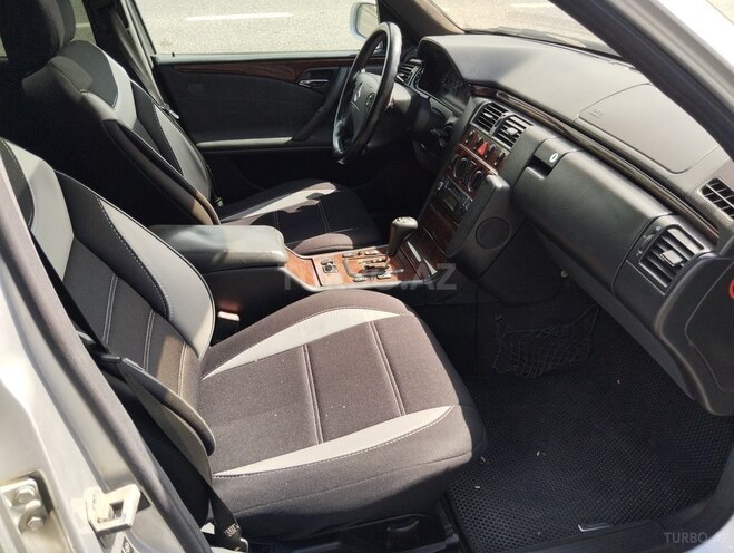 Mercedes E 220 d 1999, 479,000 km - 2.2 l - Bakı