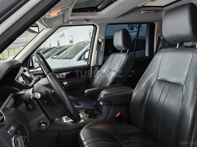 Land Rover Discovery-11