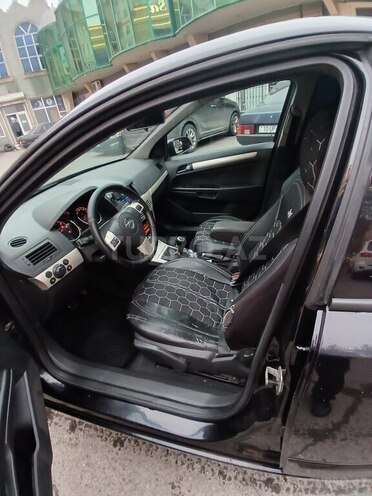 Opel Astra 2007, 285,000 km - 1.4 l - Bakı
