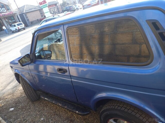 LADA (VAZ) Niva 2007, 175,000 km - 1.7 l - Qusar