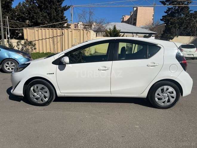 Toyota Aqua 2019, 96,000 km - 1.5 l - Bakı