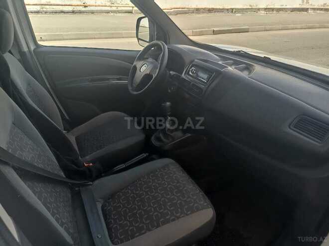 Fiat Doblo 2011, 242,000 km - 1.4 l - Bakı