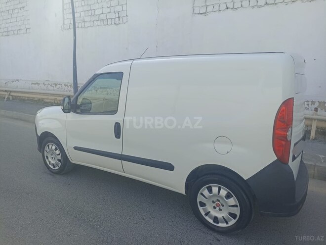 Fiat Doblo 2011, 242,000 km - 1.4 l - Bakı